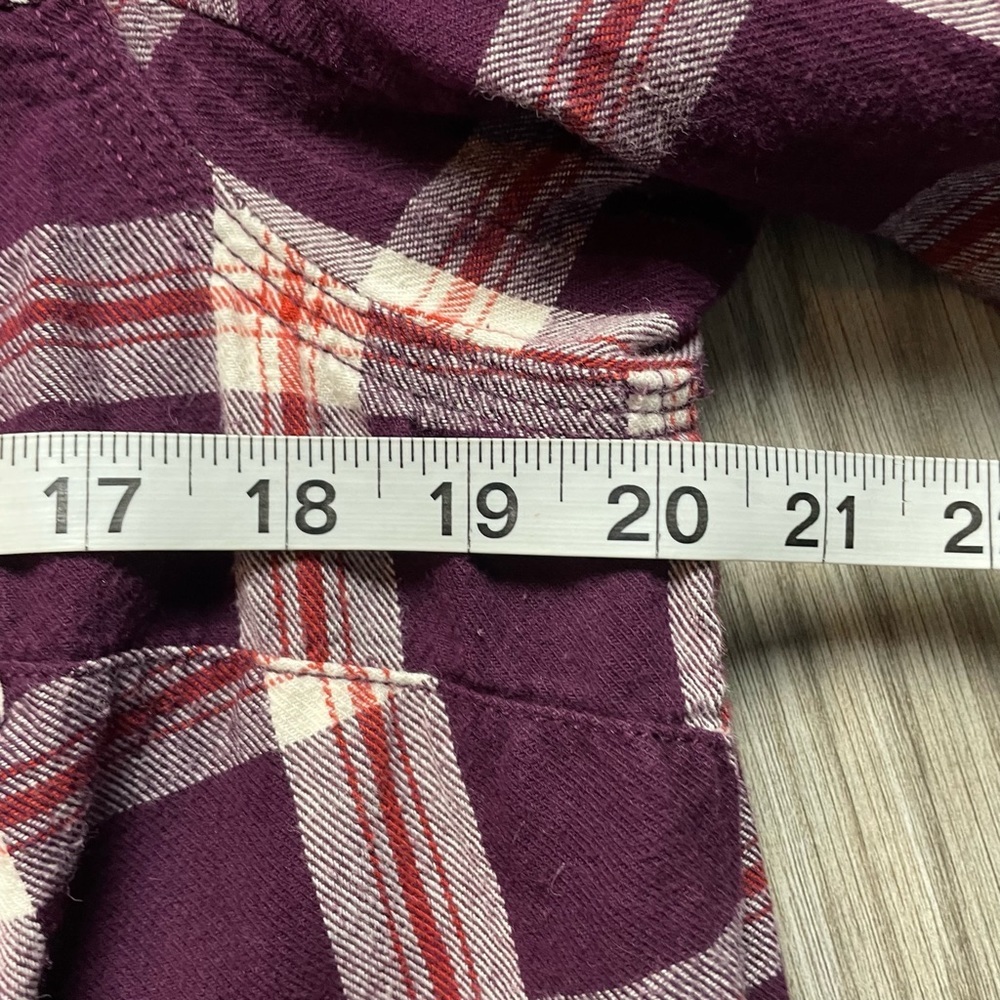 Duluth Trading Co Purple Plaid Long Sleeve Button Down Shirt Medium‎ - Picture 5 of 6